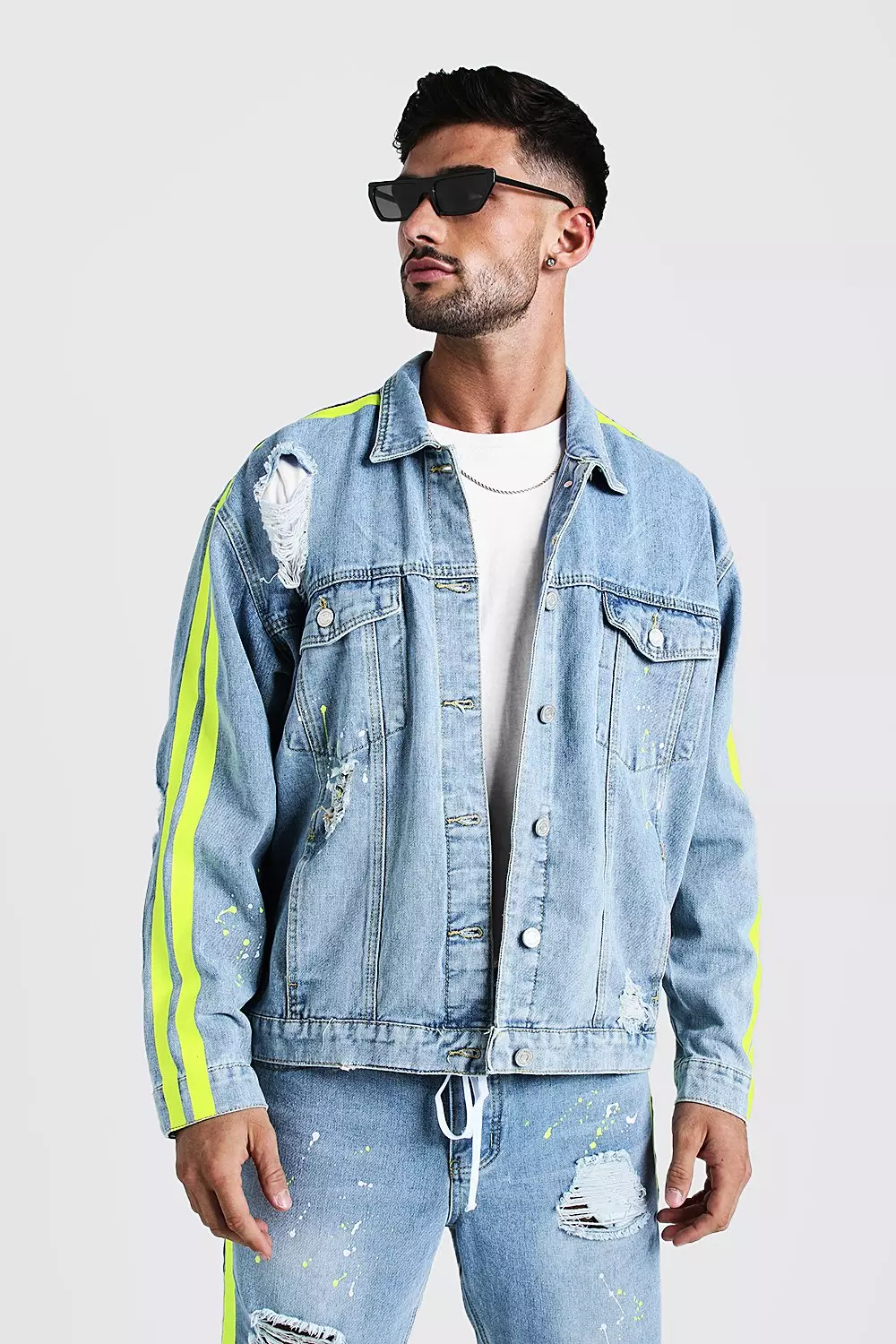 Denim jacket with top side stripe